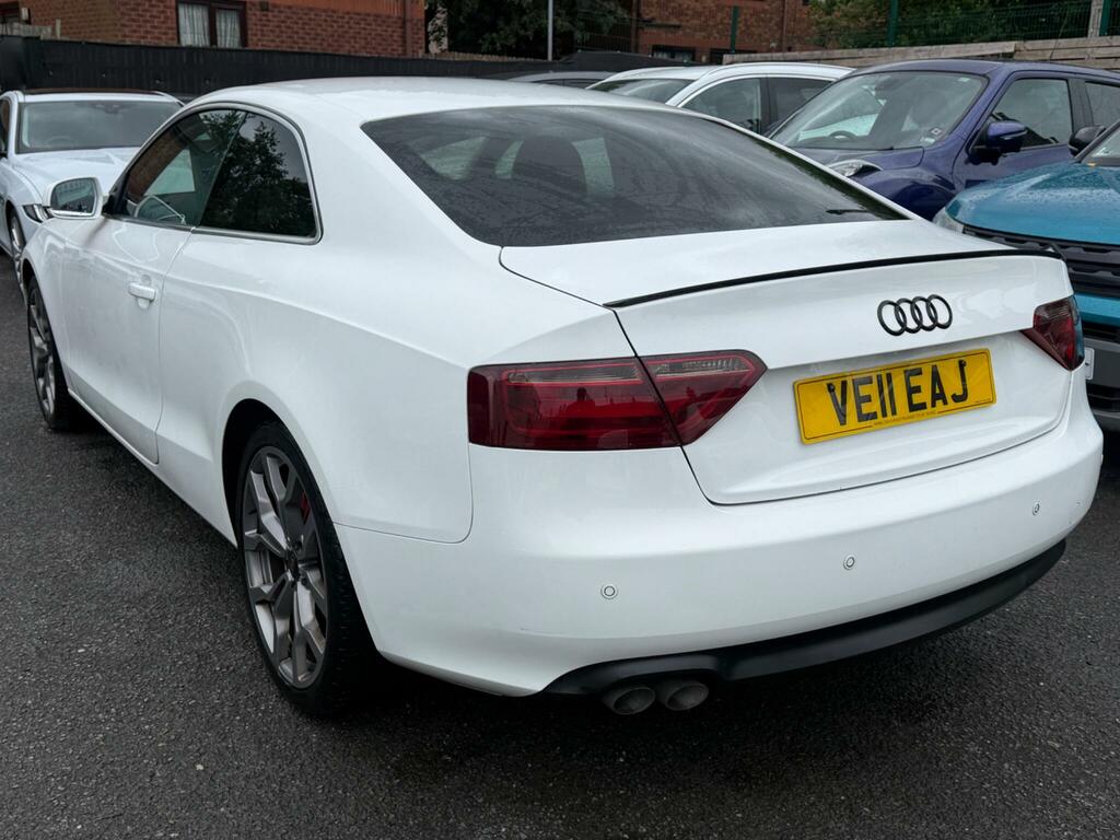 Audi A5 2.0 Tdi Euro 5 Ss White #4