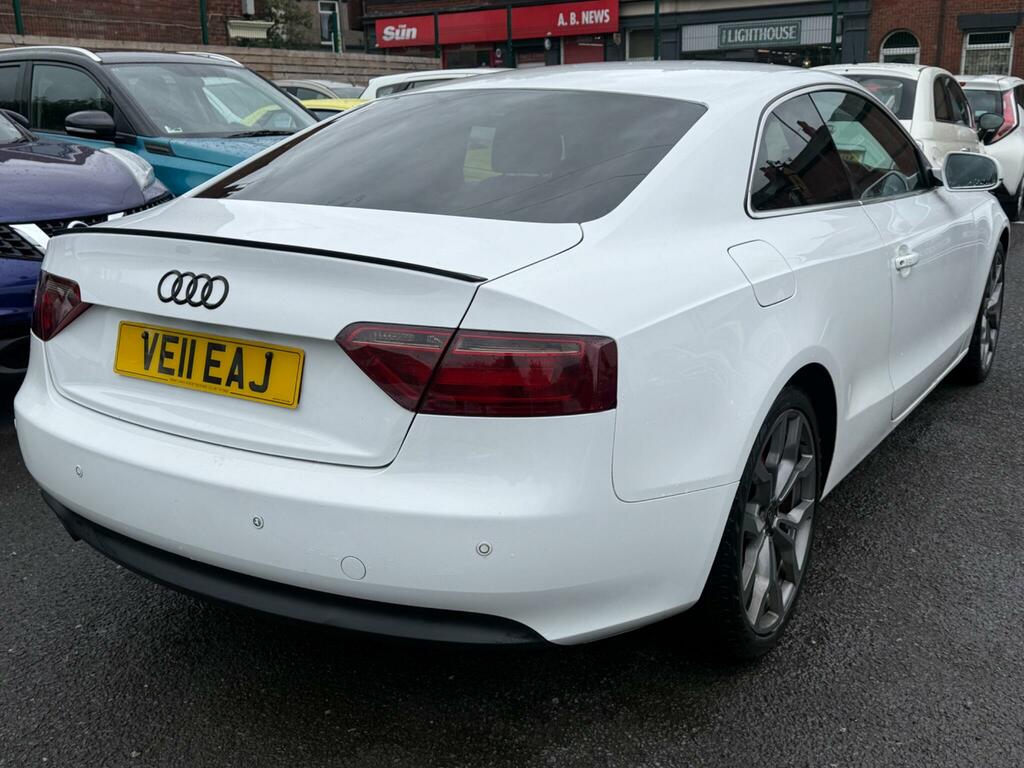 Audi A5 2.0 Tdi Euro 5 Ss White #3