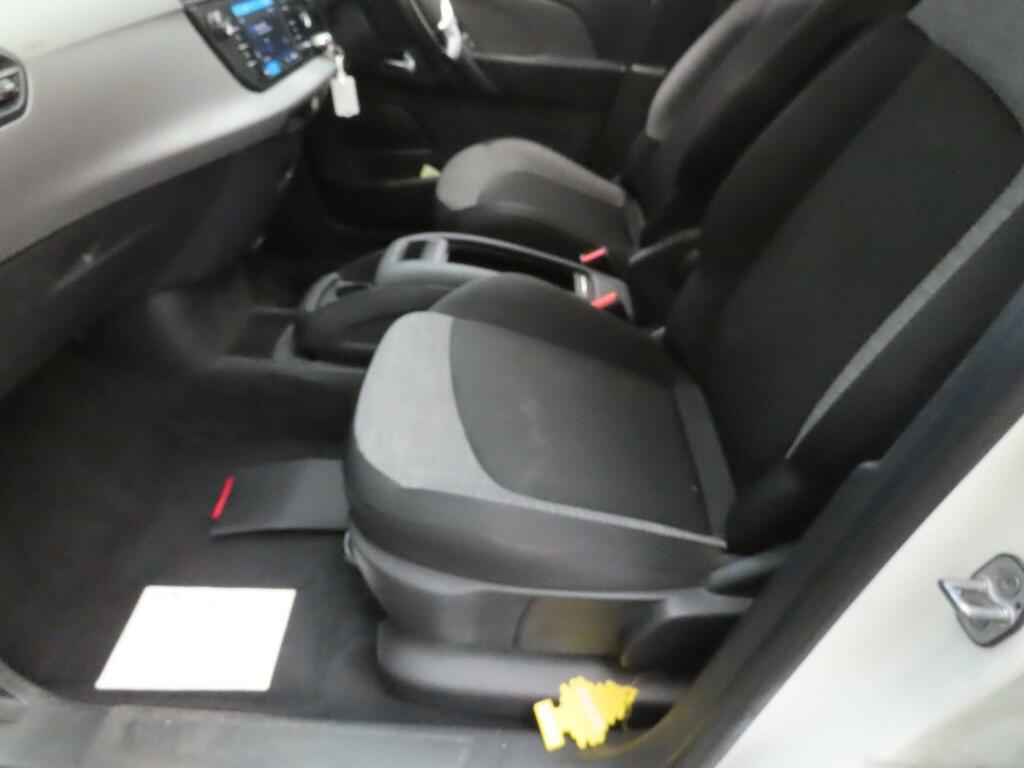 Citroen C4 Picasso Touch Edition White #6
