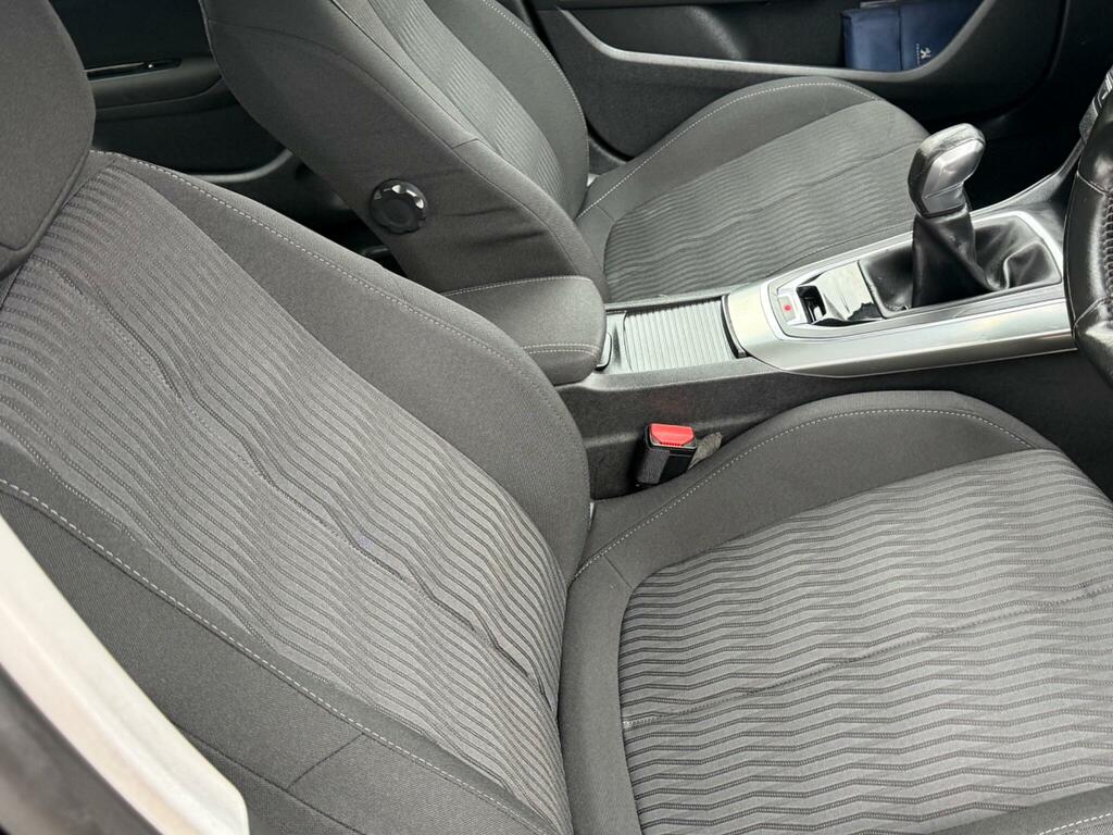 Peugeot 308 1.6 E-hdi Active Hatchback Grey #27