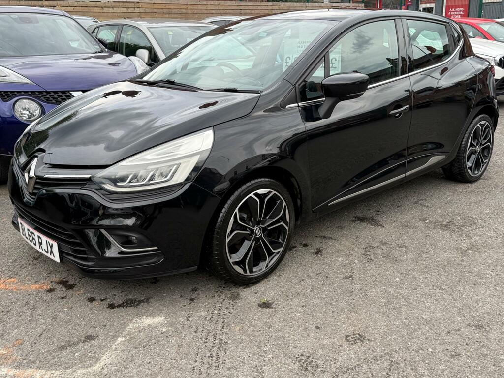Renault Clio Dynamique S Nav Black #6