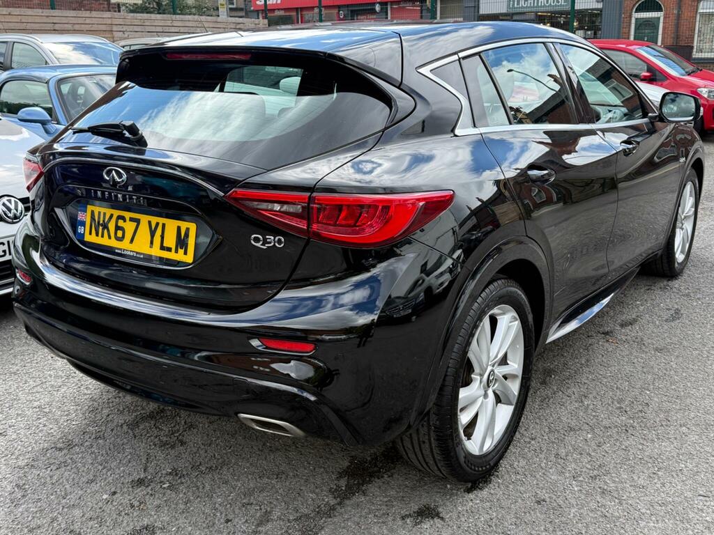 Infiniti Q30 Se NK67YLM Black #3