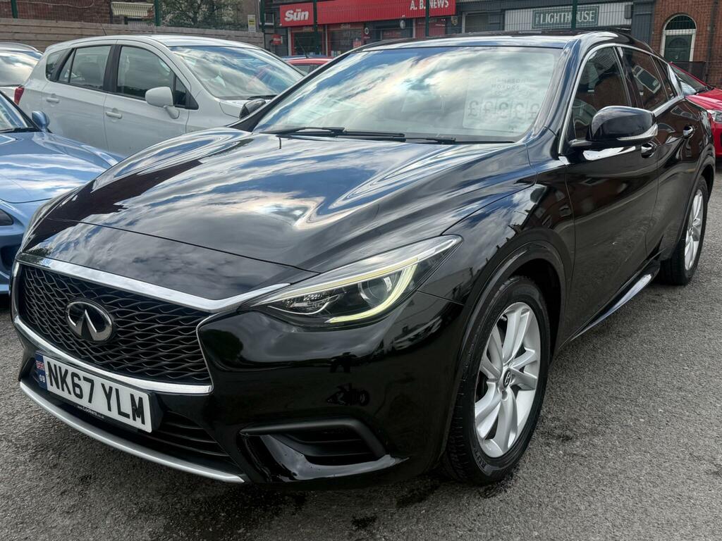 Infiniti Q30 Se NK67YLM Black #2