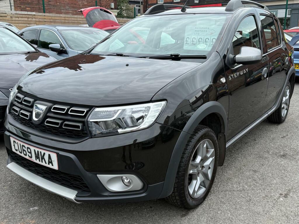 Dacia Sandero Stepway Comfort Black #2