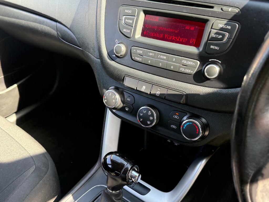 Kia Ceed 1.0T Gdi Isg Gt-line Red #18