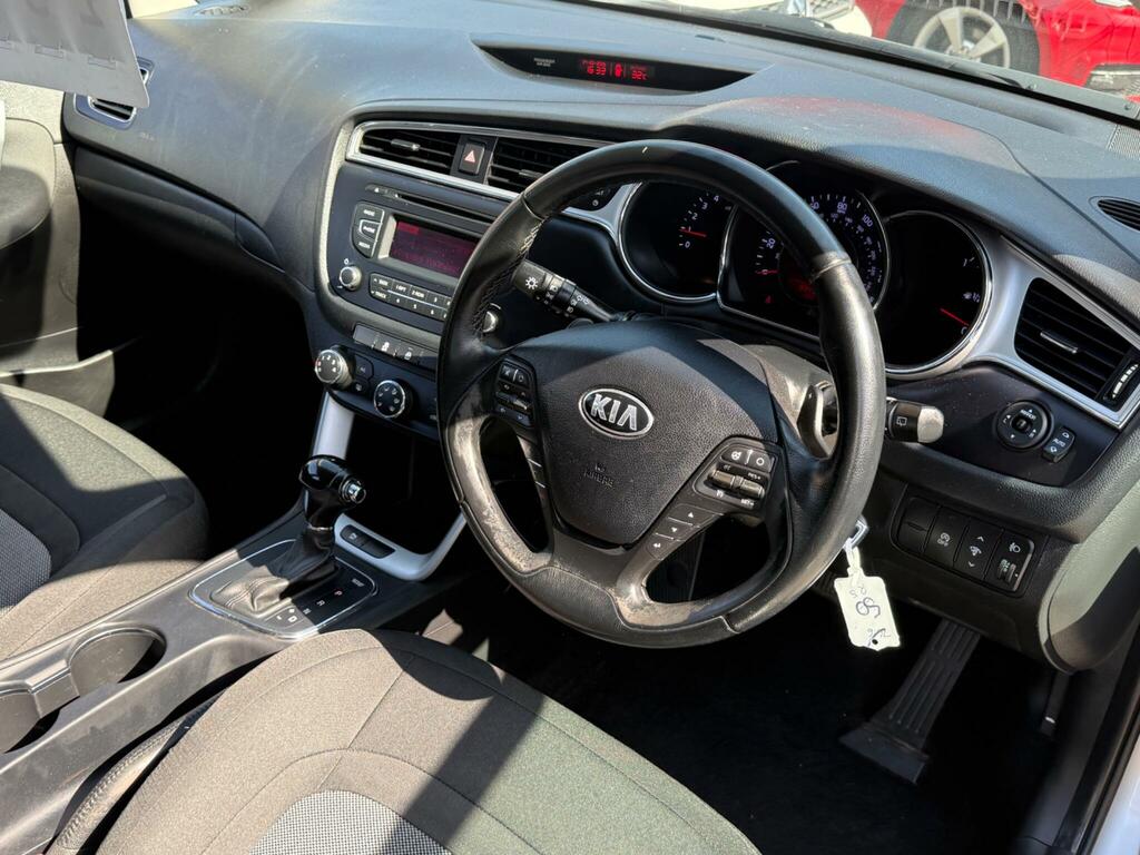 Kia Ceed 1.0T Gdi Isg Gt-line Red #11