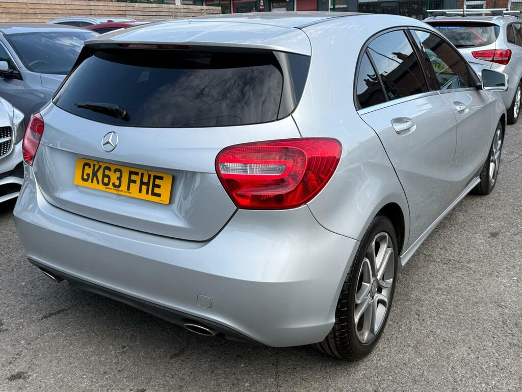 Mercedes-Benz A Class Hatchback 1.6 A180 Blueefficiency Se 7G-dct Euro 6 Silver #3