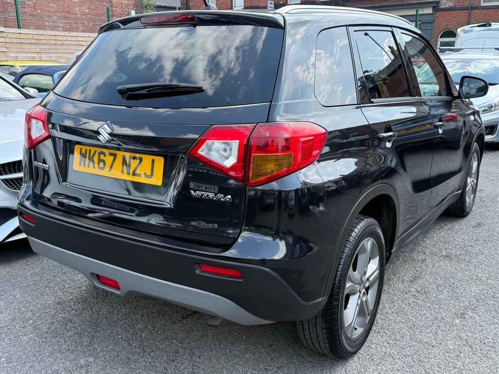 Suzuki Vitara Sz-t Black #3