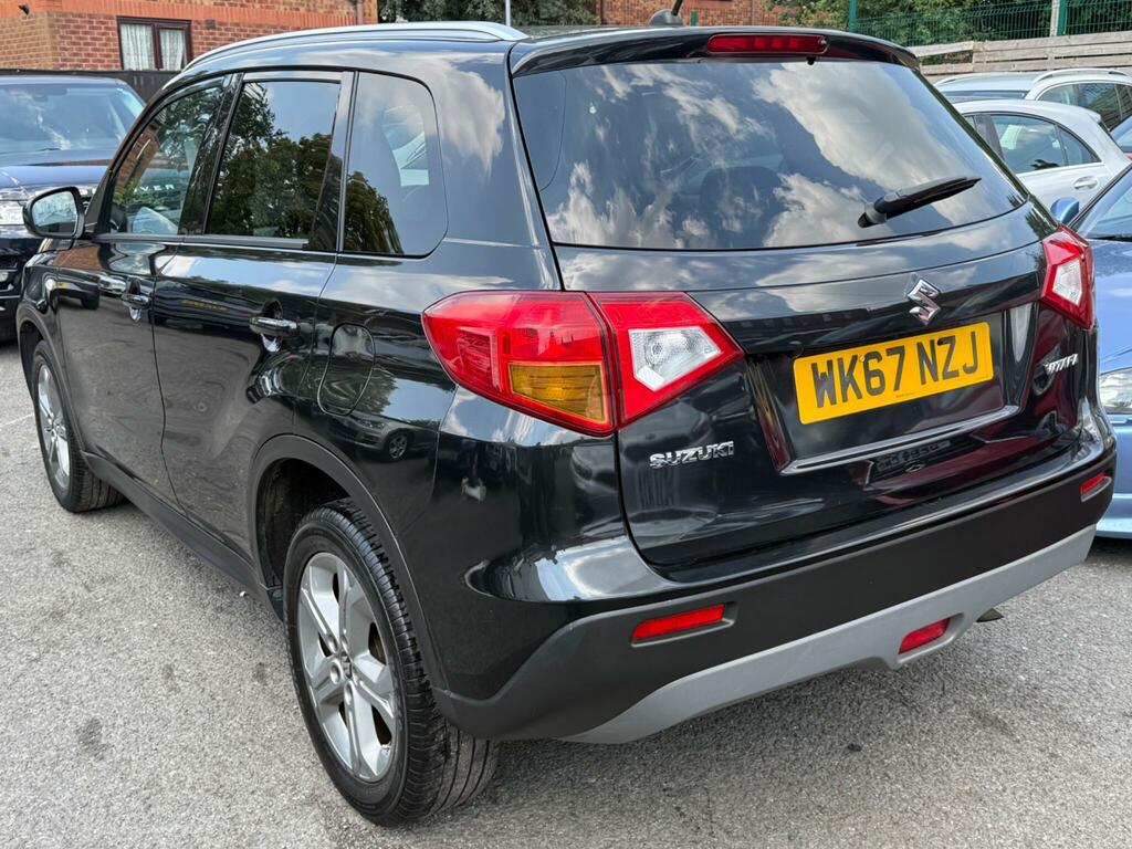 Suzuki Vitara Sz-t Black #4