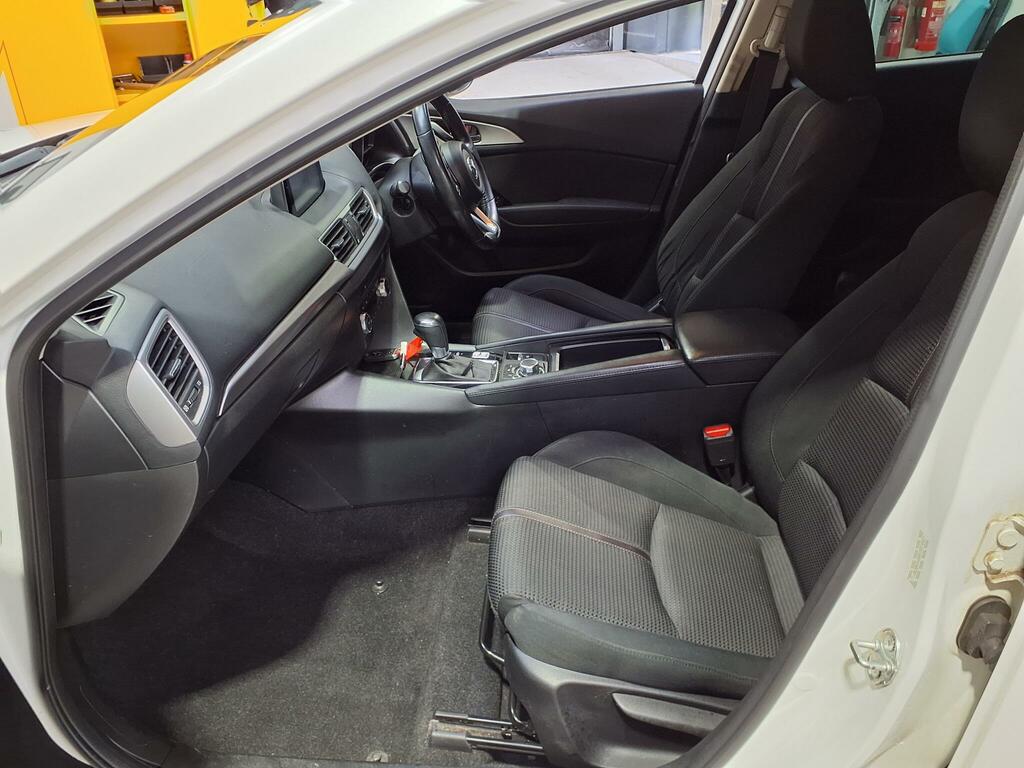 Mazda 3 Se-l Nav White #6