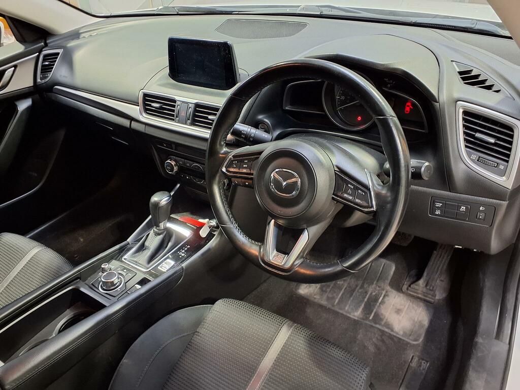 Mazda 3 Se-l Nav White #5