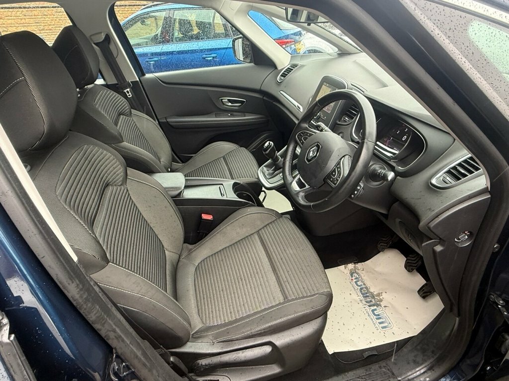 Renault Grand Scenic 1.3L Iconic Blue #5