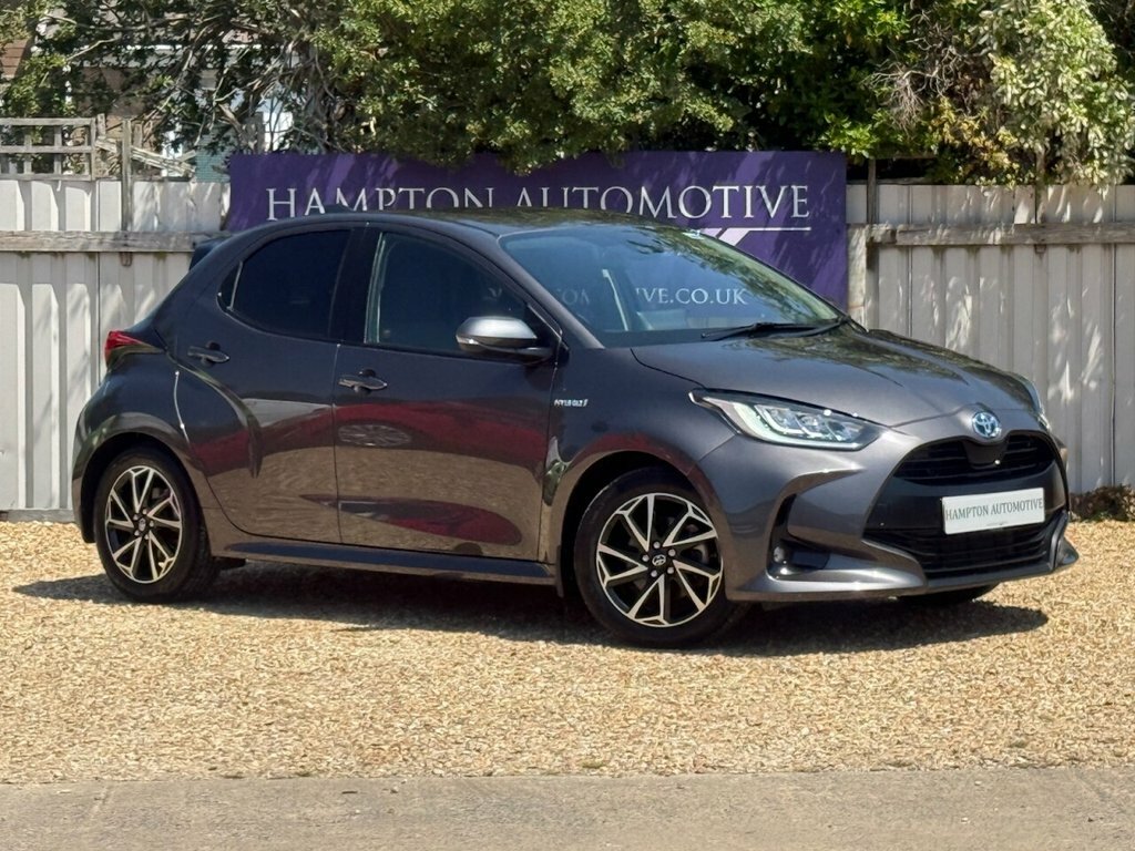 Toyota Yaris 1.5L Design WF71LWZ Grey #3