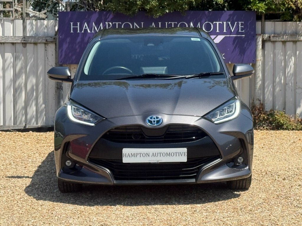 Toyota Yaris 1.5L Design WF71LWZ Grey #2