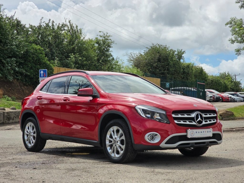 Mercedes-Benz GLA Class Suv Red