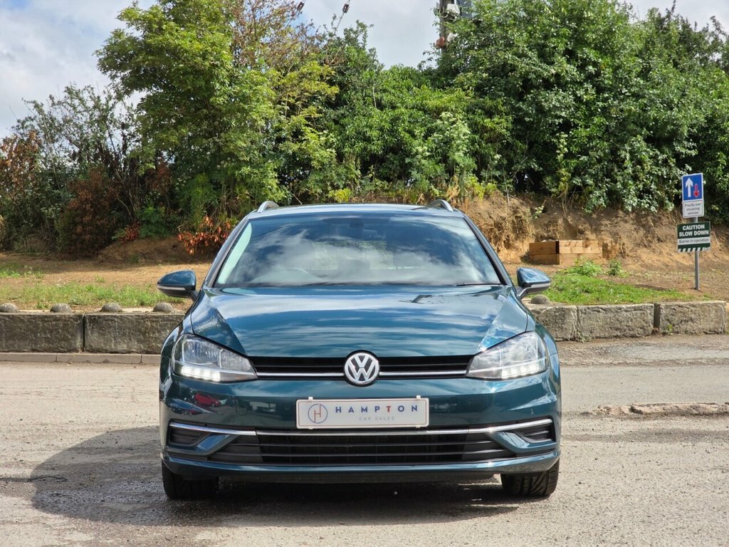Volkswagen Golf Estate VO67AOC Green #3