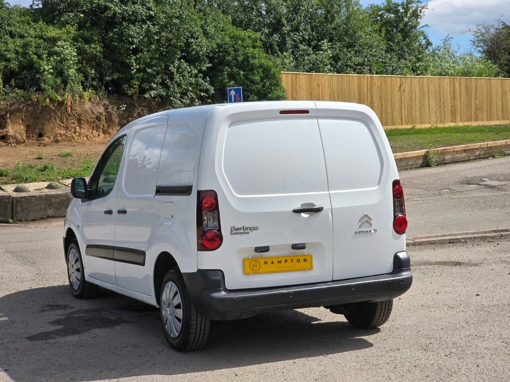 Citroen Berlingo Mpv White #6
