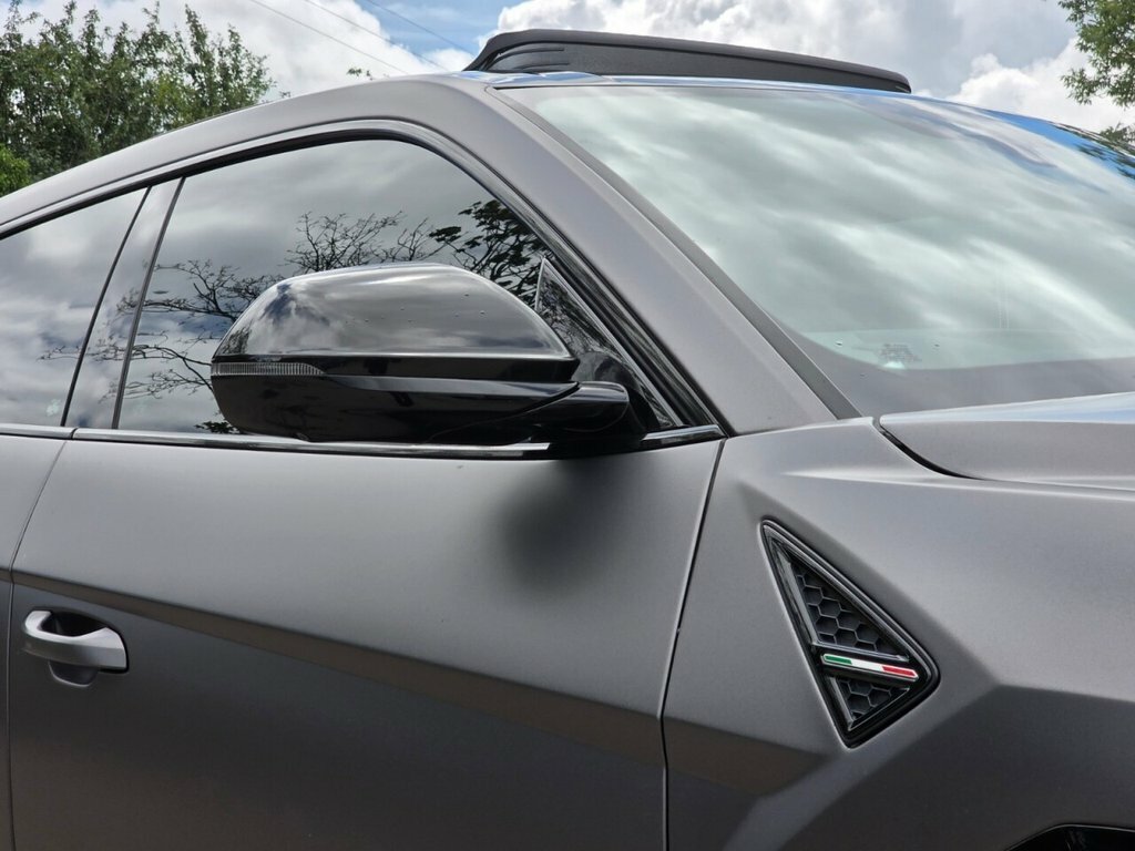 Lamborghini Urus Urus V8 Grey #55