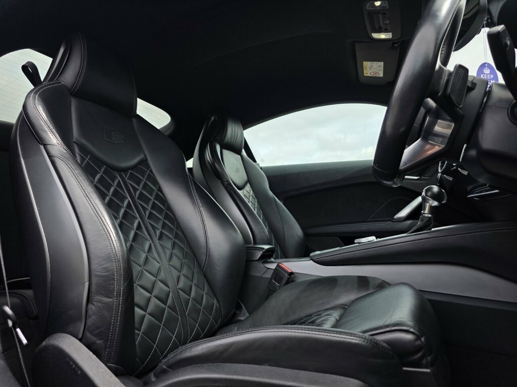 Audi TTS S Black Edition Grey #15