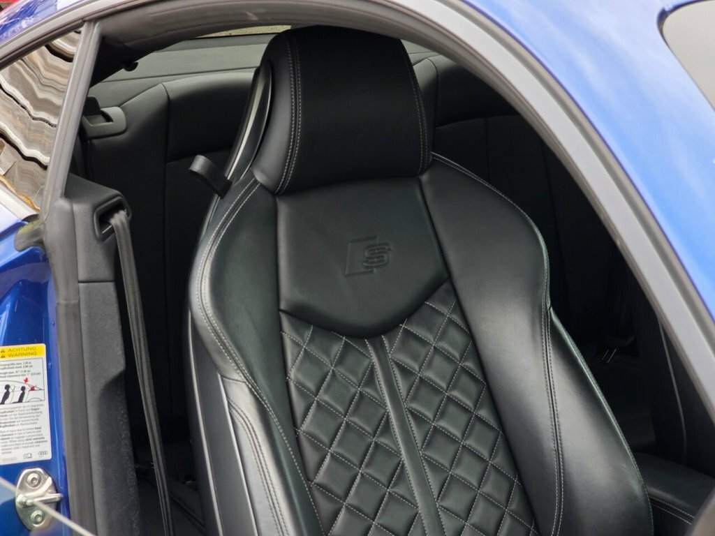Audi TTS S Black Edition Grey #17