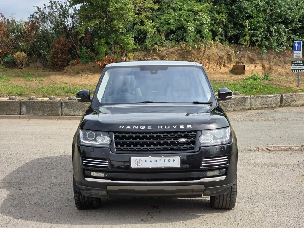 Land Rover Range Rover 4.4L Autobiography 5dr Black #4