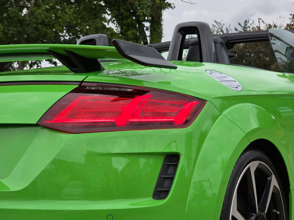 Audi TT RS Rs Coup- Vorsprung 400 Ps S Tronic Red #69