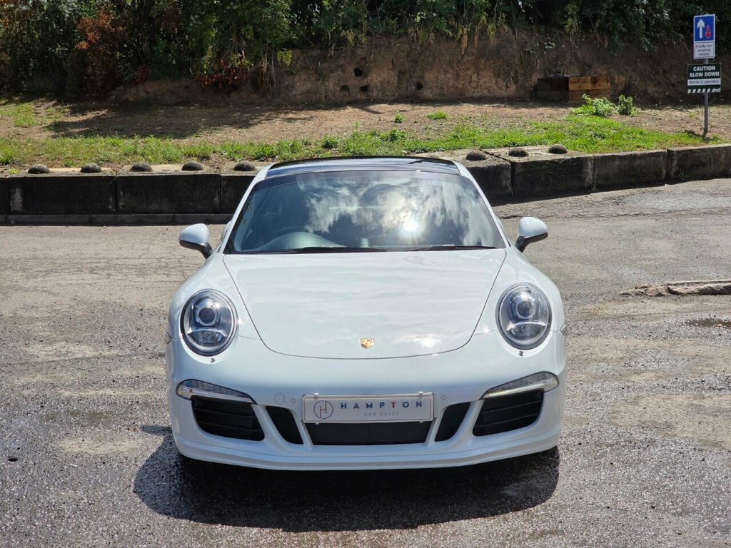 Porsche 911 Coupe MK15TJU White #4