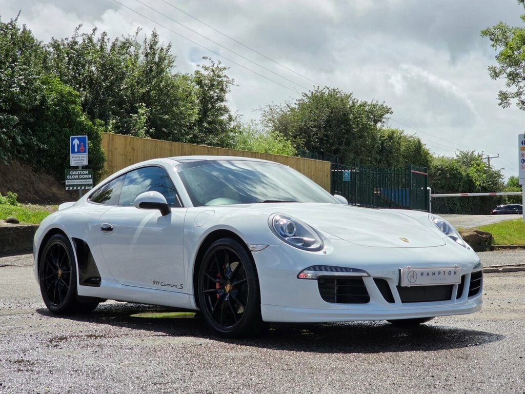 Porsche 911 Coupe White