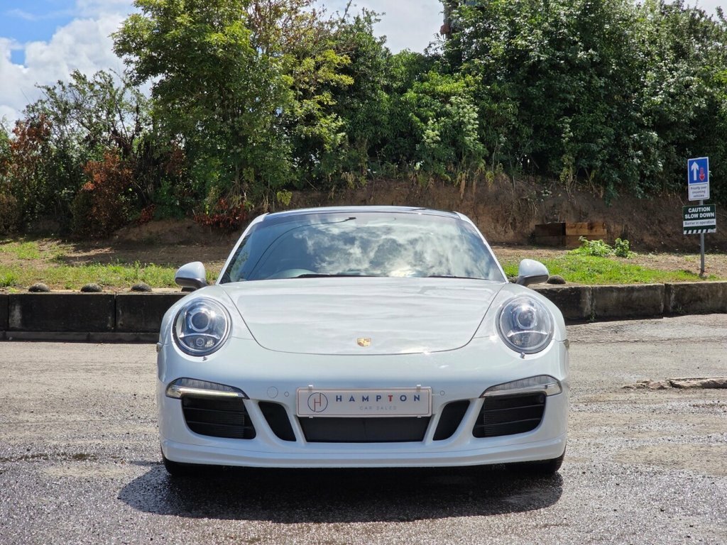 Porsche 911 Coupe MK15TJU White #3