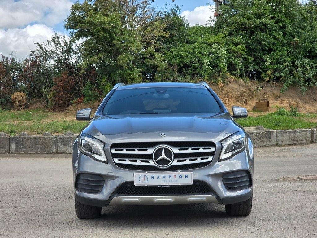 Mercedes-Benz GLA Class Gla 180 Amg Line Edition OV69XHX Grey #3