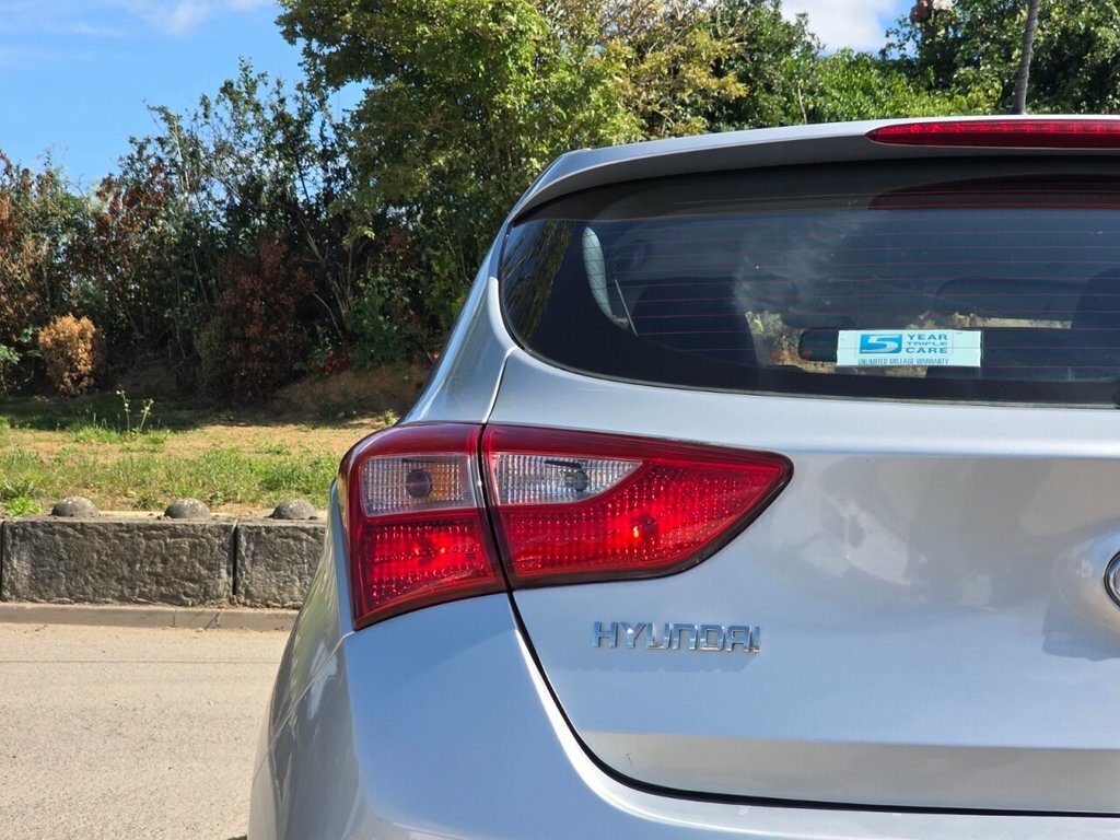 Hyundai I30 Se White #29