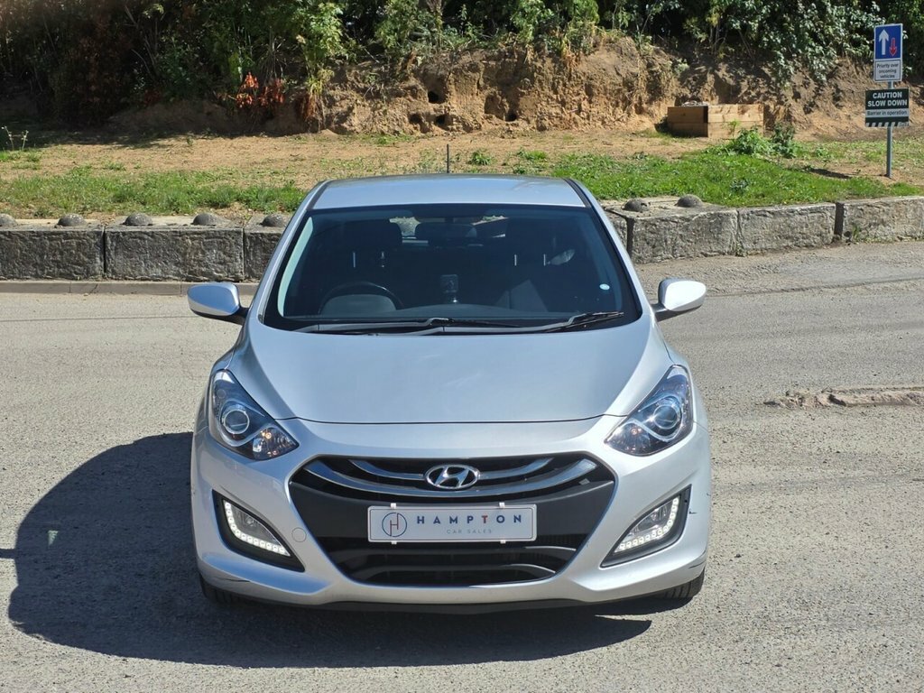 Hyundai I30 Hatchback Silver #3