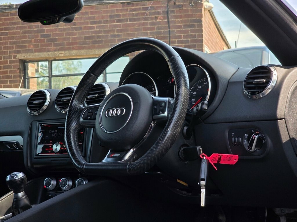 Audi TT 2.0 Tfsi S Line Euro 5 Ss Black #28