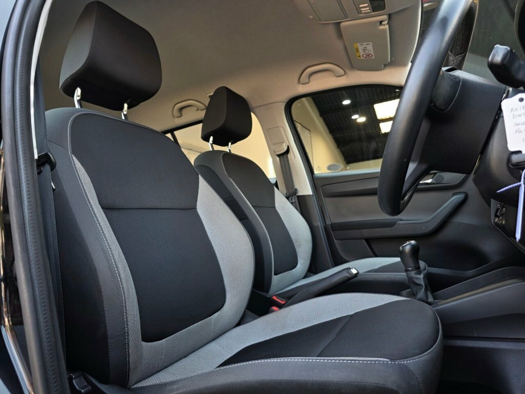 Skoda Fabia 1.0 Tsi Se Grey #9