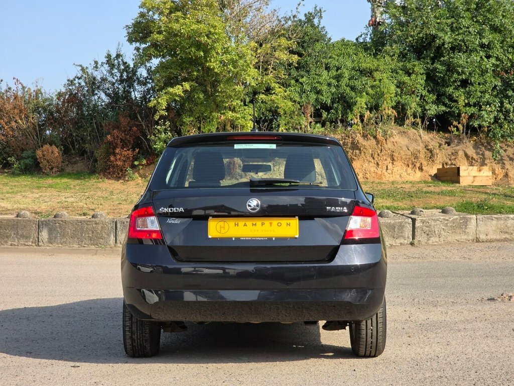 Skoda Fabia Hatchback Black #5