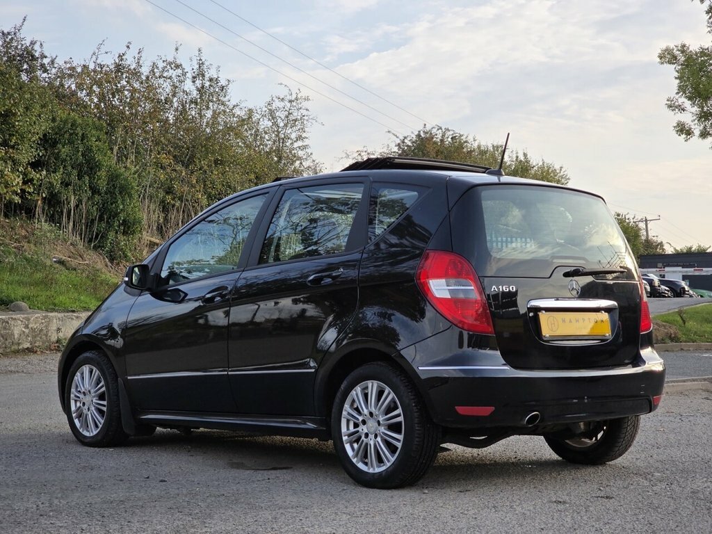 Mercedes-Benz A Class Hatchback 1.5 A160 Classic Se Cvt 201060 Silver #6