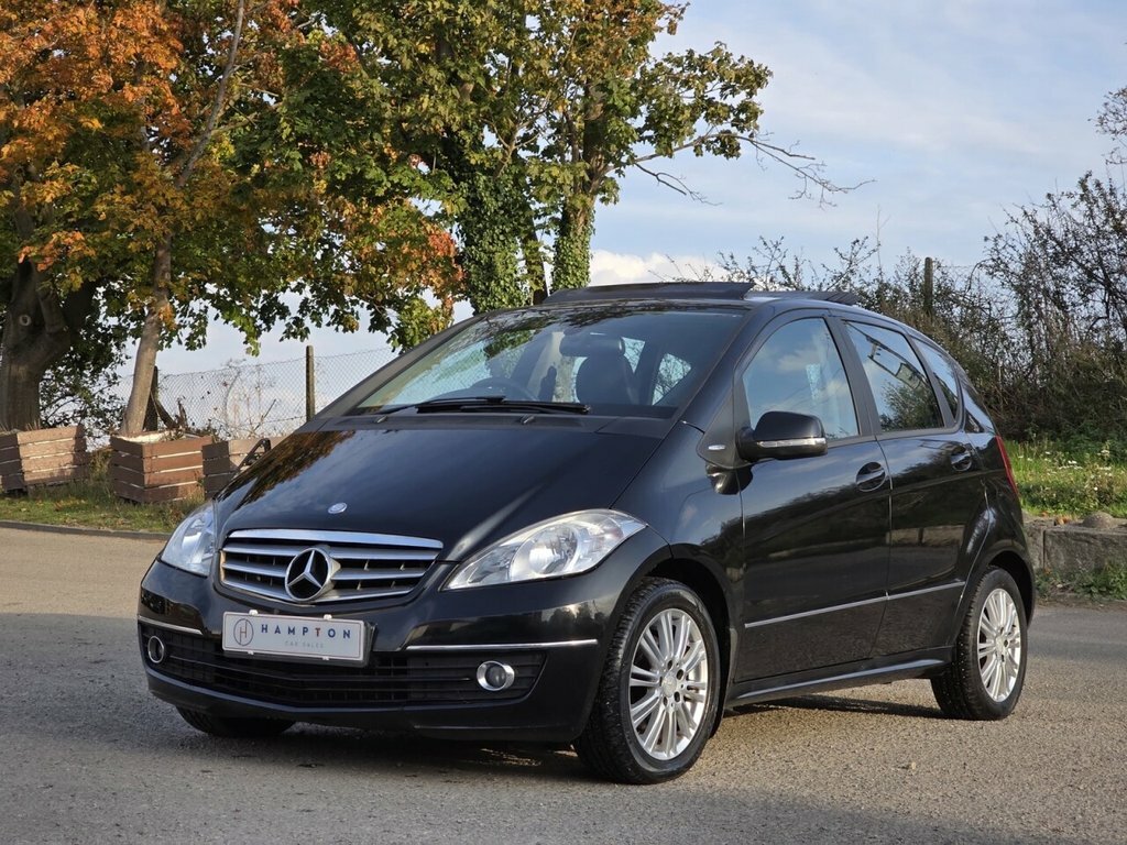 Mercedes-Benz A Class Hatchback 1.5 A160 Classic Se Cvt 201060 Silver #5