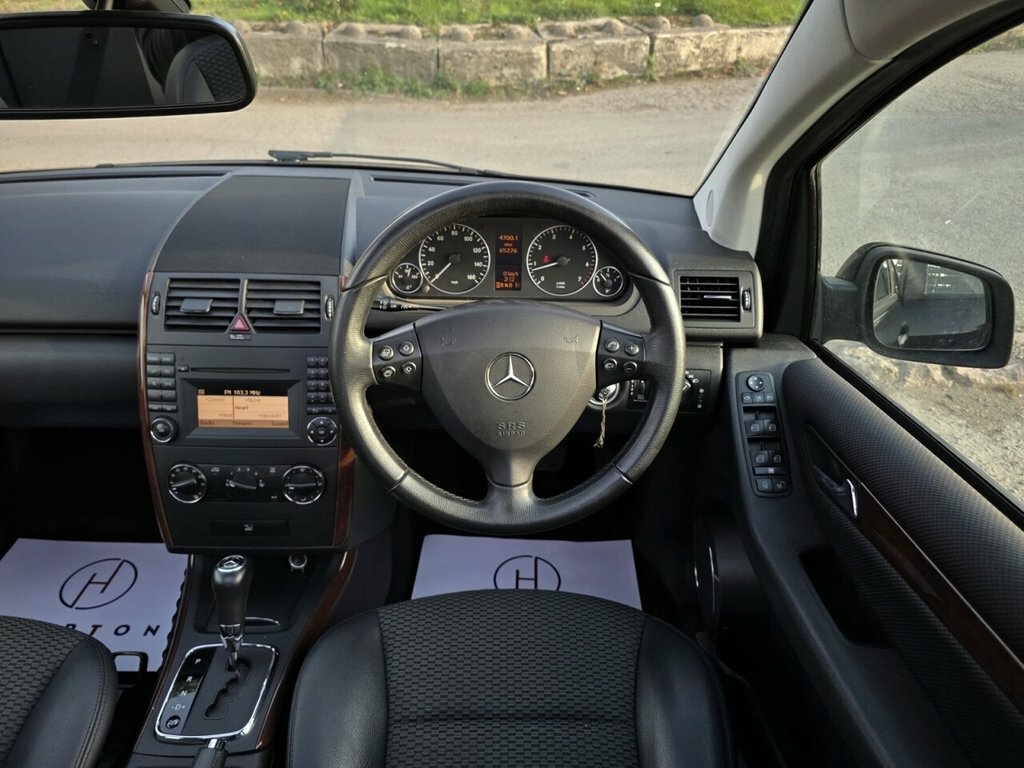 Mercedes-Benz A Class Hatchback 1.5 A160 Classic Se Cvt 201060 Silver #14
