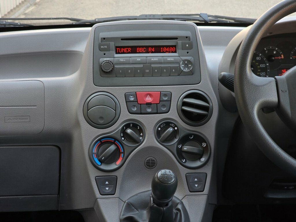 Fiat Panda Hatchback 1.2 Eleganza 200707 Red #23