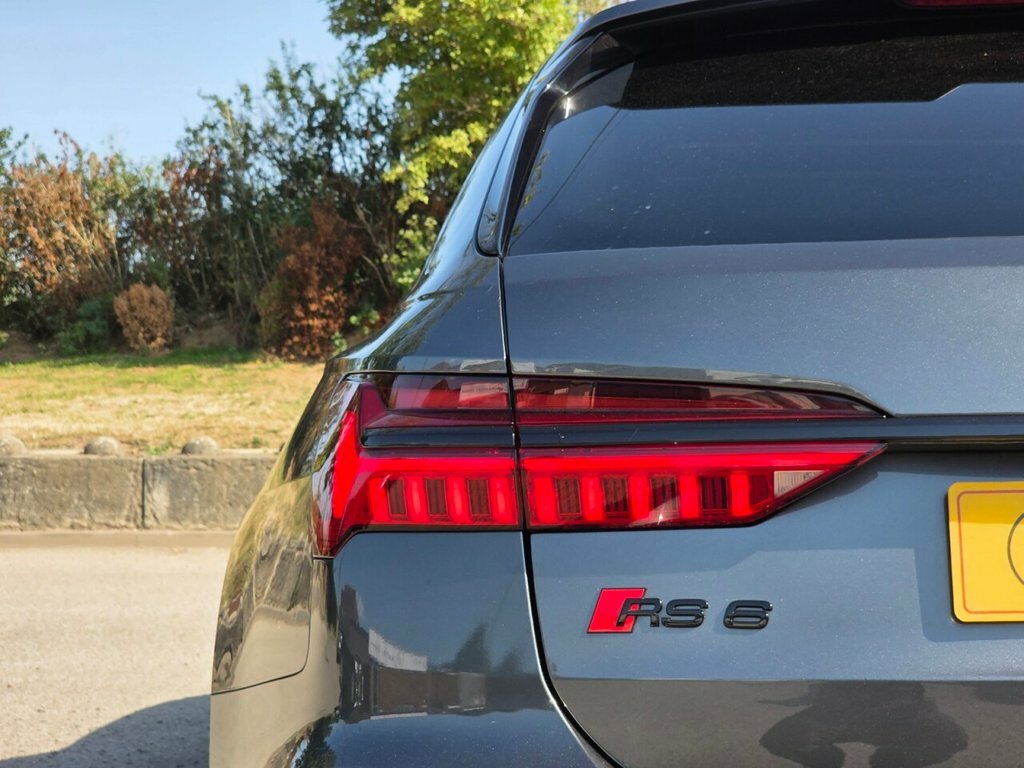 Audi RS6 Avant Rs 6 Carbon Black Tfsi Mhev Quattro Black #64