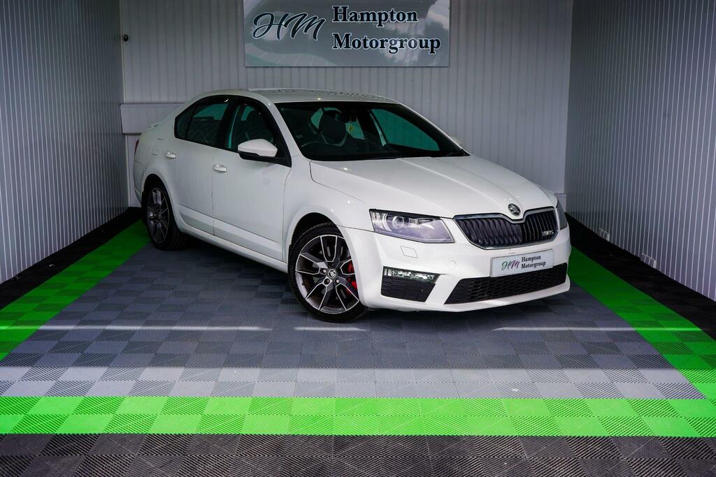 Skoda Octavia 2.0 Tfsi Vrs Euro 6 Ss White