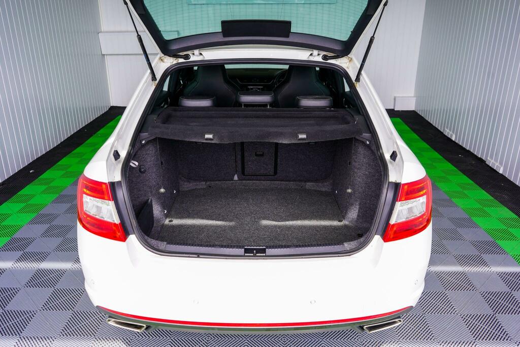 Skoda Octavia 2.0 Octavia Vrs Red #47