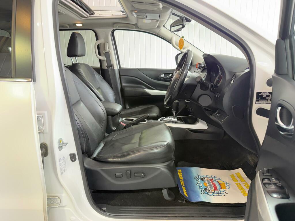 Nissan Navara Automatic Grey #26