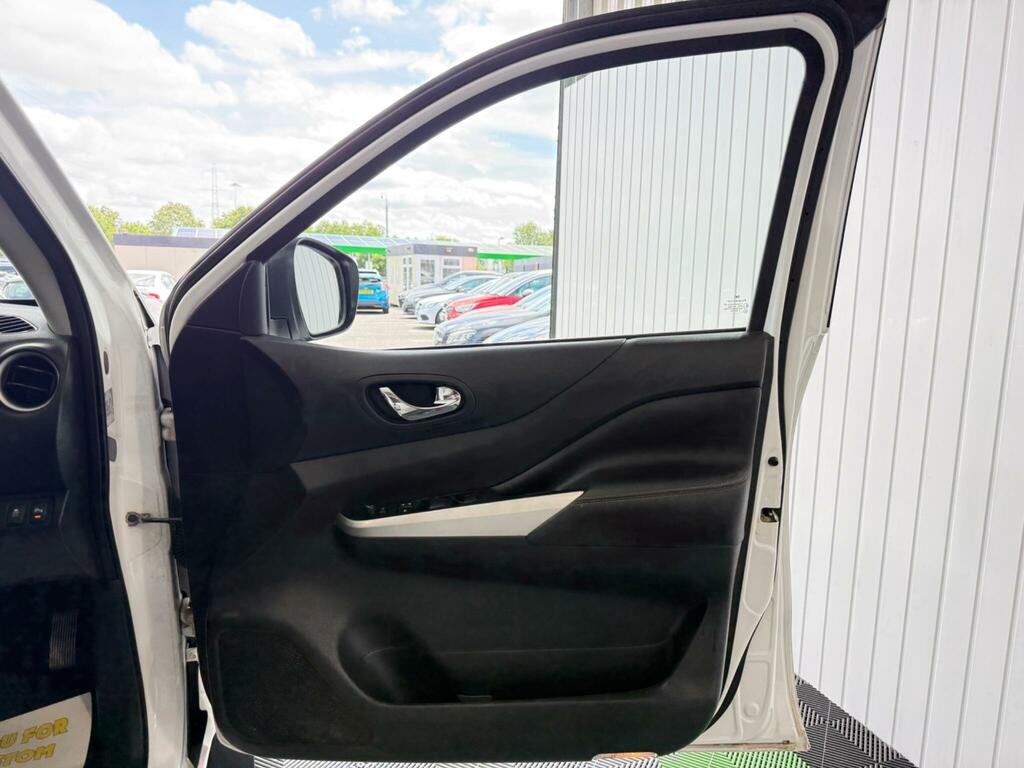 Nissan Navara Automatic Grey #28