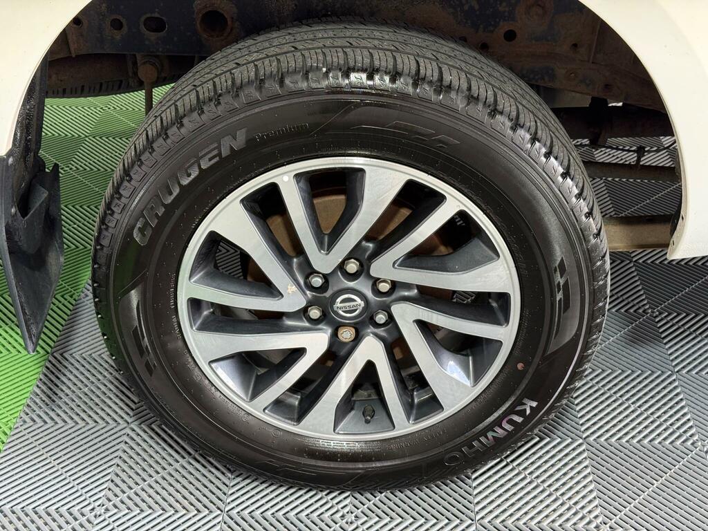 Nissan Navara Automatic Grey #8