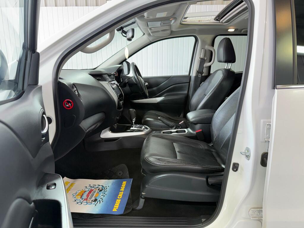 Nissan Navara Automatic Grey #19