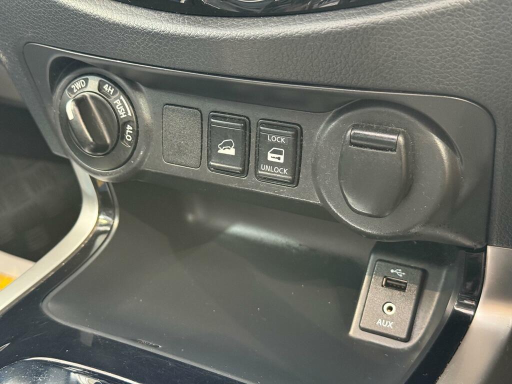 Nissan Navara Automatic Grey #43