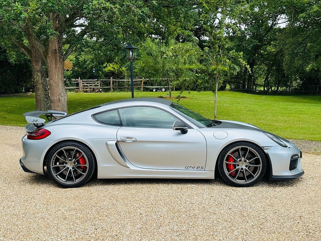 Porsche Cayman Cayman S White #9