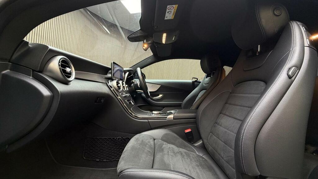 Mercedes-Benz C Class Coupe 2.0 C300 Amg Line G-tronic Euro 6 Ss GY69VOB Blue #3