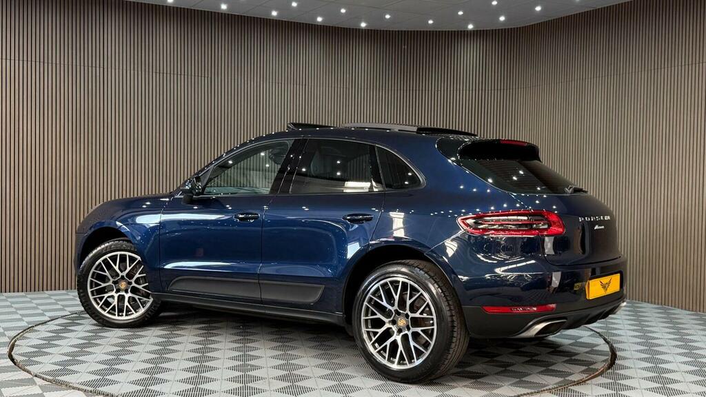 Porsche Macan Suv 2.0T Pdk 4Wd Euro 6 Ss 201666 BA66ZBR Blue #2